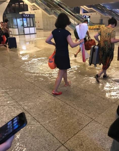免费黄色视频精品一