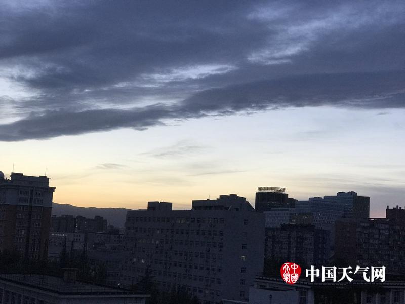 漂亮姐姐