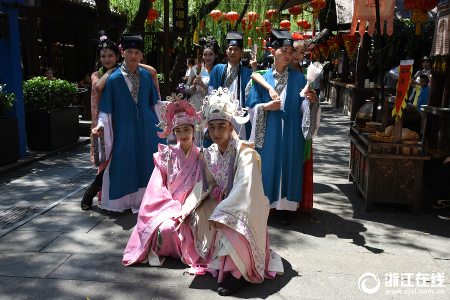 跟美女老师日B