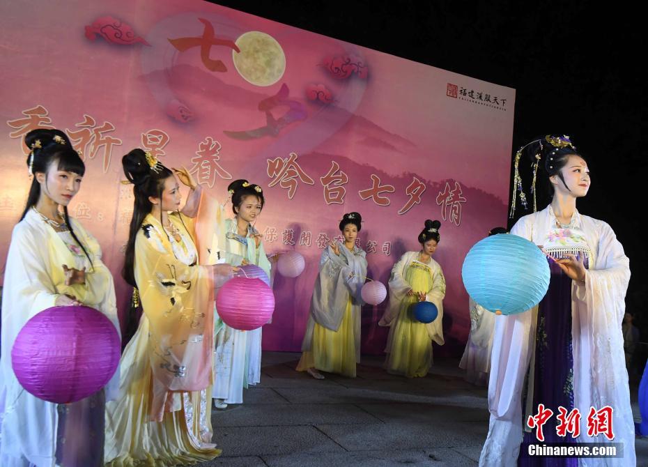女老师色色视频