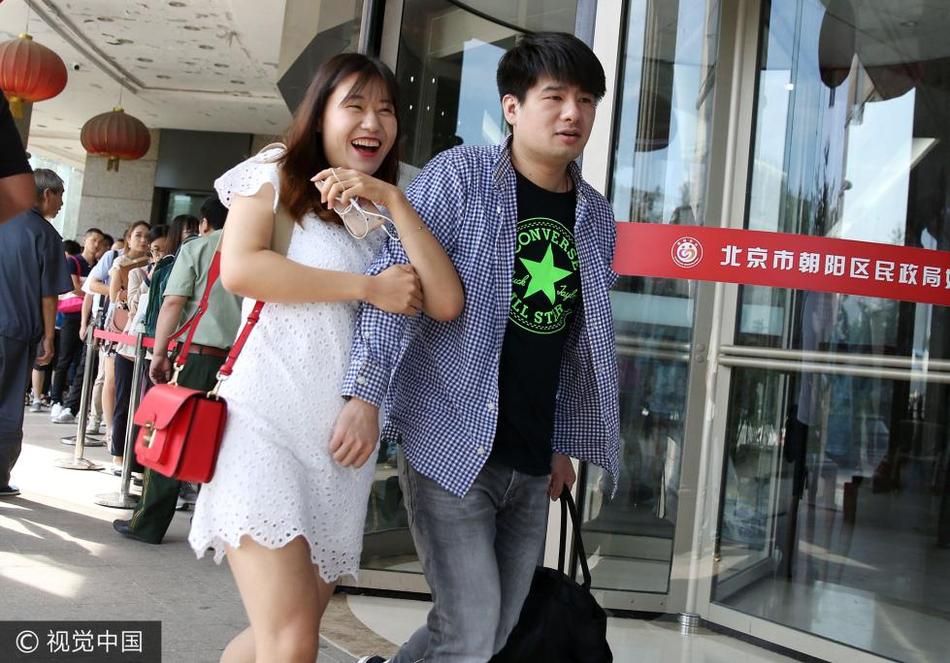 黄色视频的网址在线免费观看
