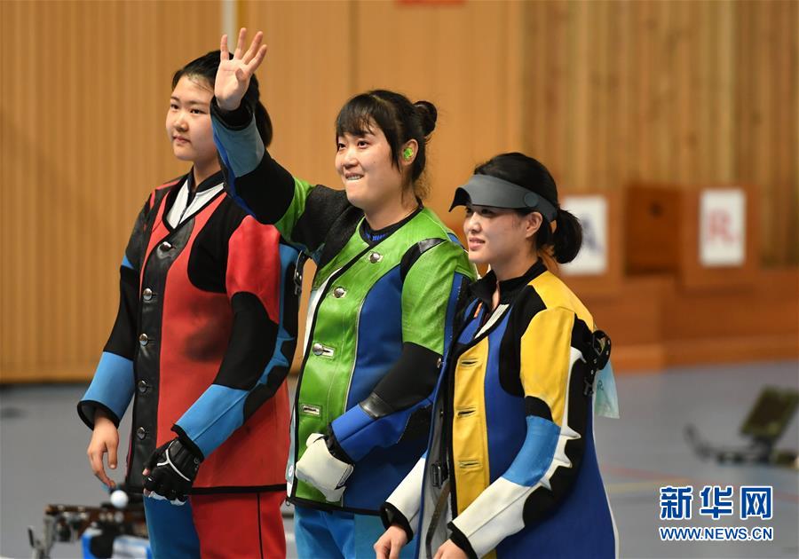 男人和女人一起相嗟嗟嗟免费观看不打马骞克