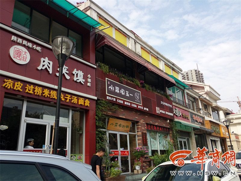 国外小伙与八旬老太鸡巴操逼视频