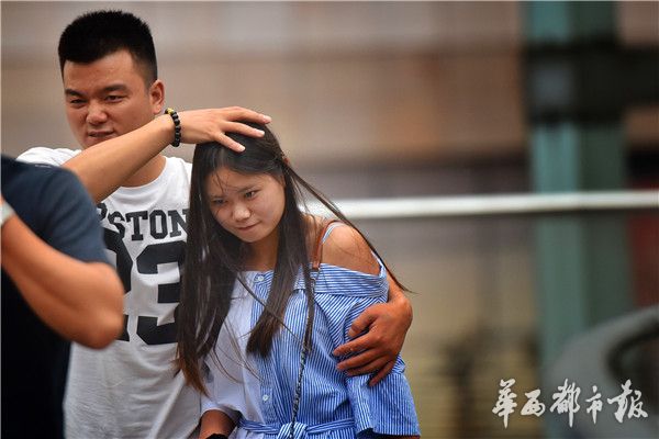 免费 看 成人