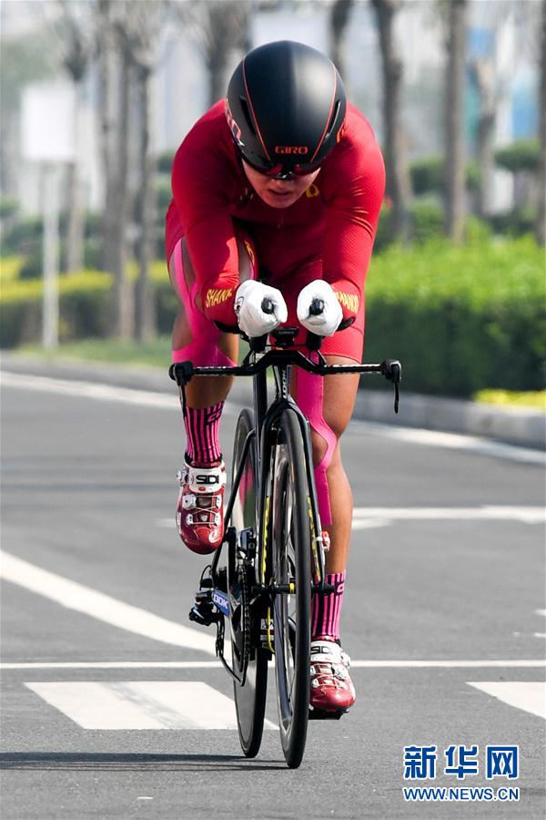 新川優里