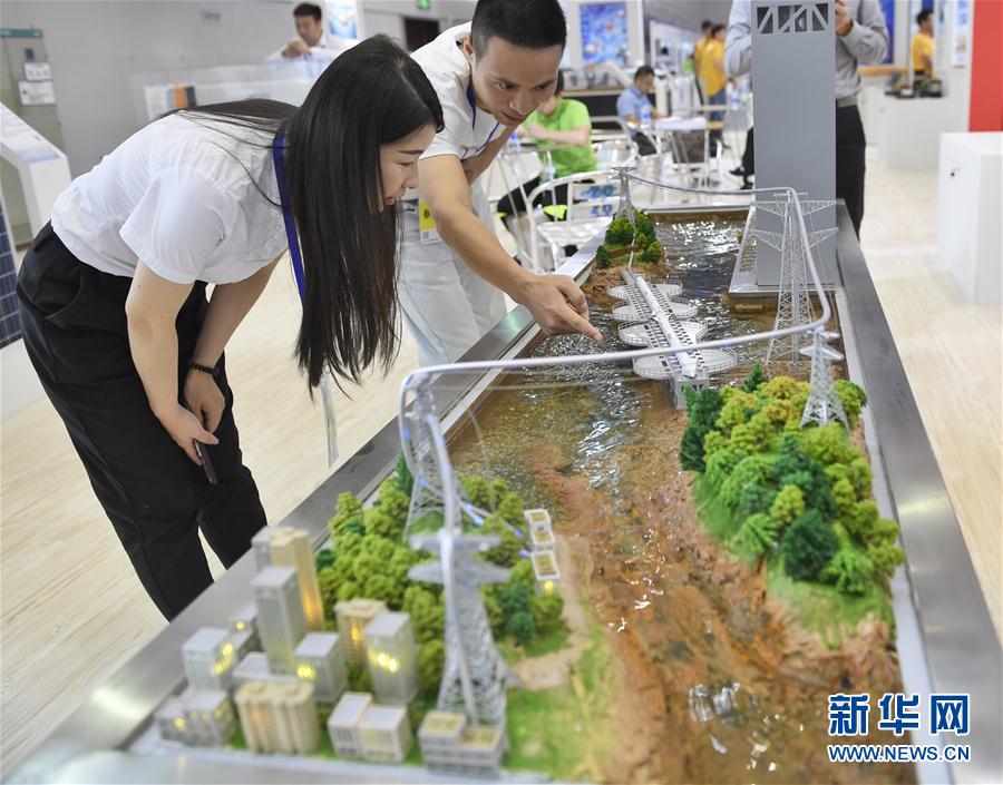 殴美Av在线