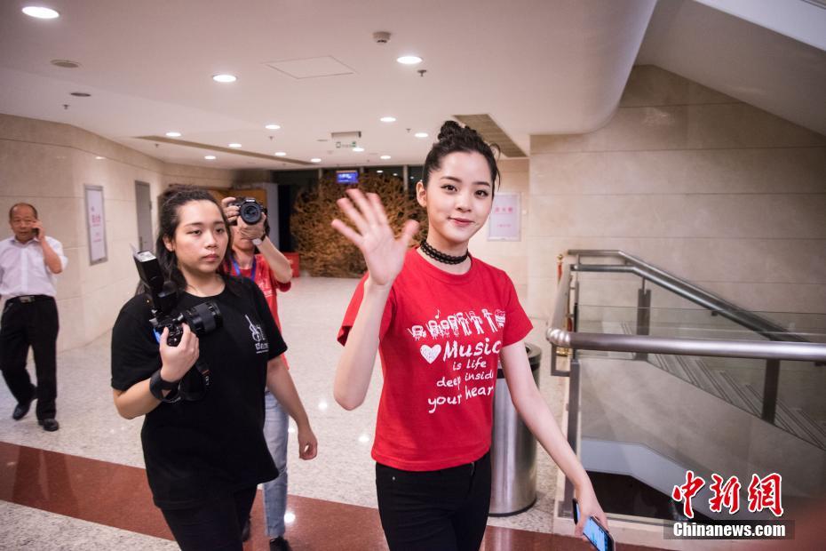 成人 电影 免费 网站