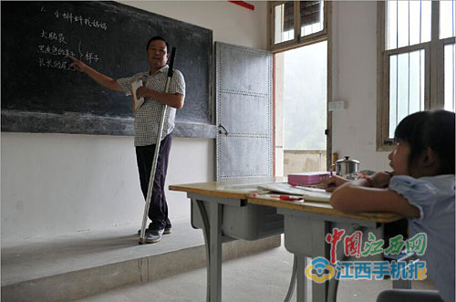 妺妺自愿做我的性玩具h