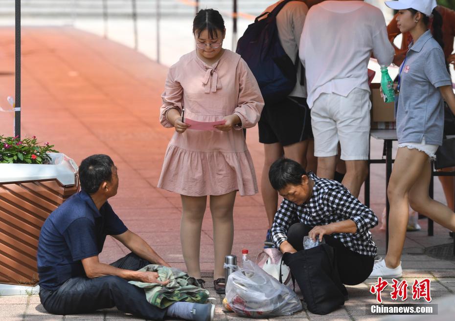 四川丰满少妇一级毛片