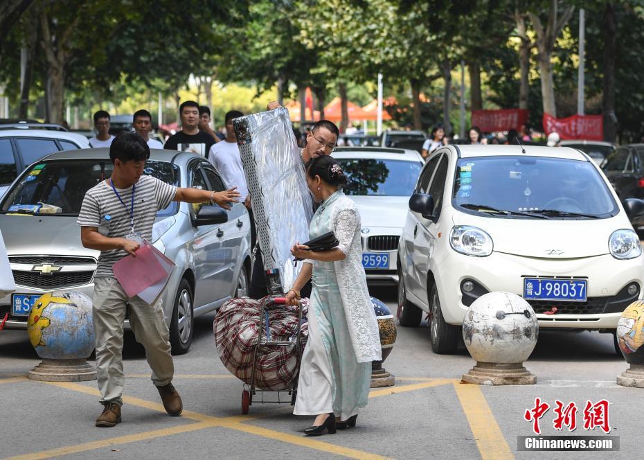 韩国大尺度吃奶做爰电影下厨房