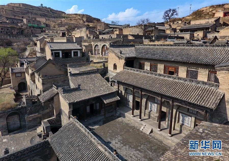 公交车被c呻吟双腿打开微博文章