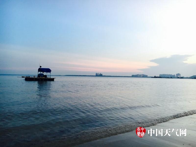Free性丰满白嫩的Hd