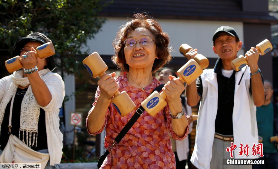 欧美肥婆黄色片
