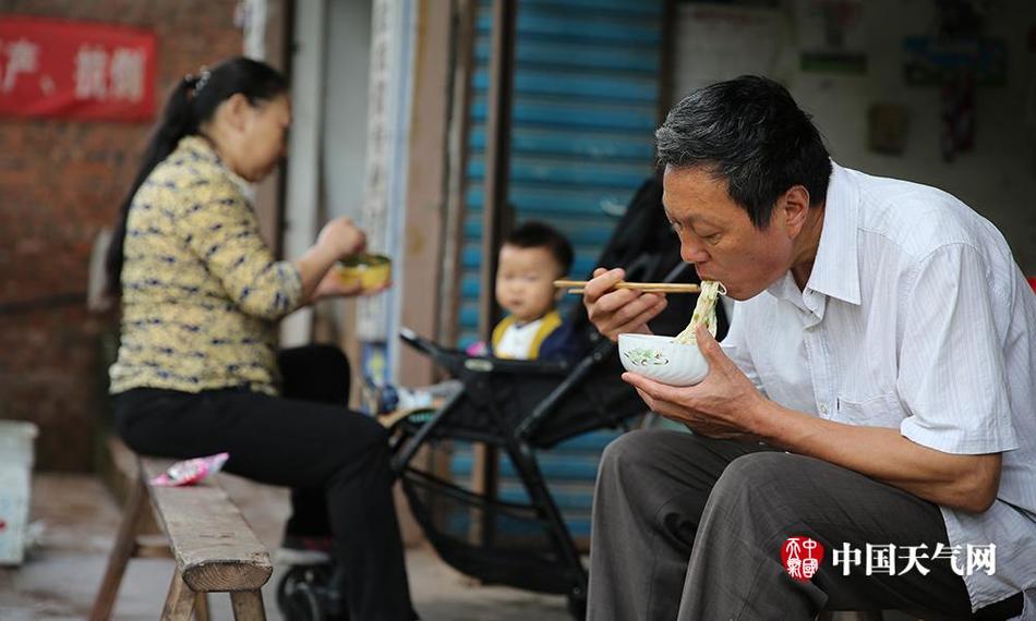 欧美在线人妻被干了
