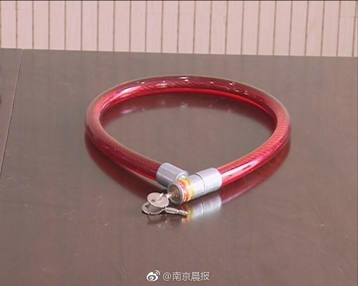 办公室激情啪波多野结衣图片