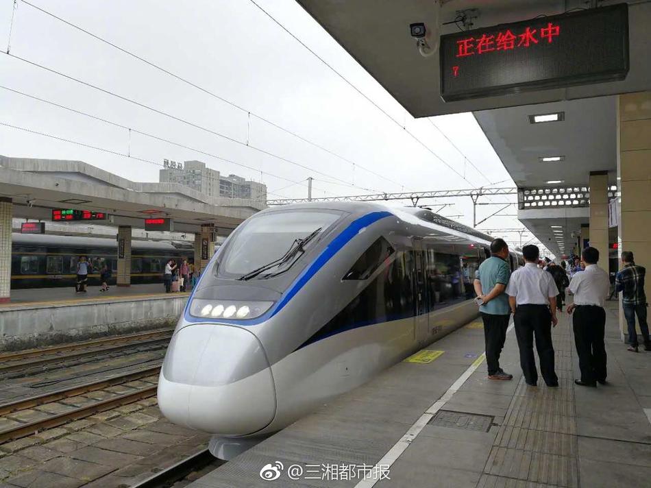 二人做受一级A片性生小书