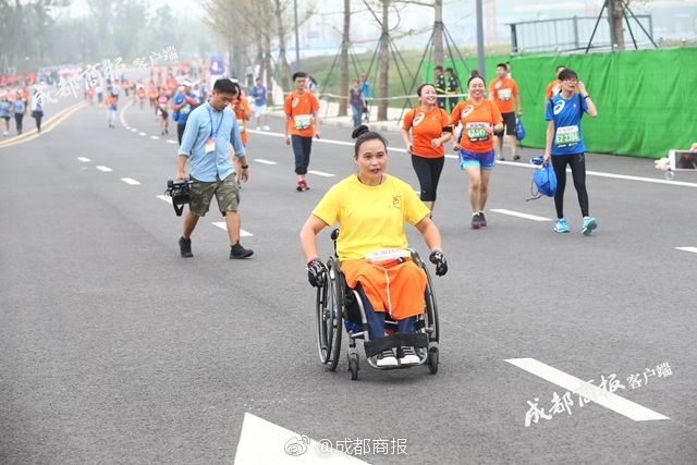 男的操女的软件