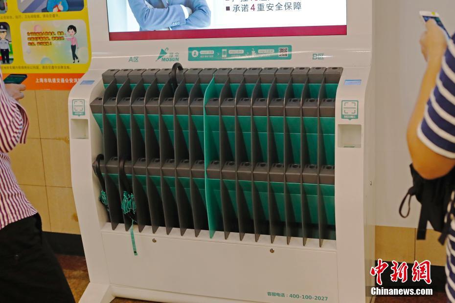 俄罗斯美女拍拍内射精品