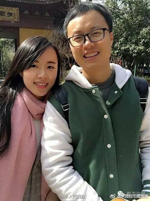 美女偷拍光视频