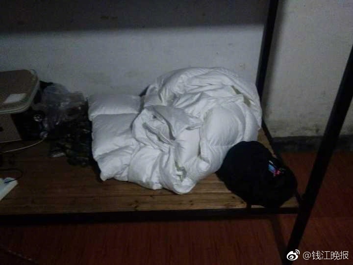 黄色吃奶韩国