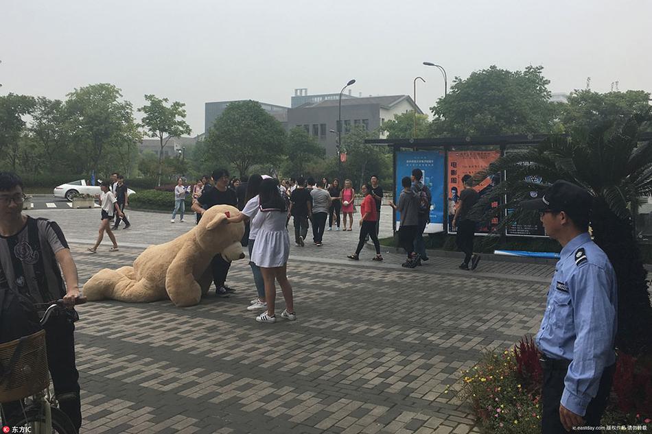 色综合视频