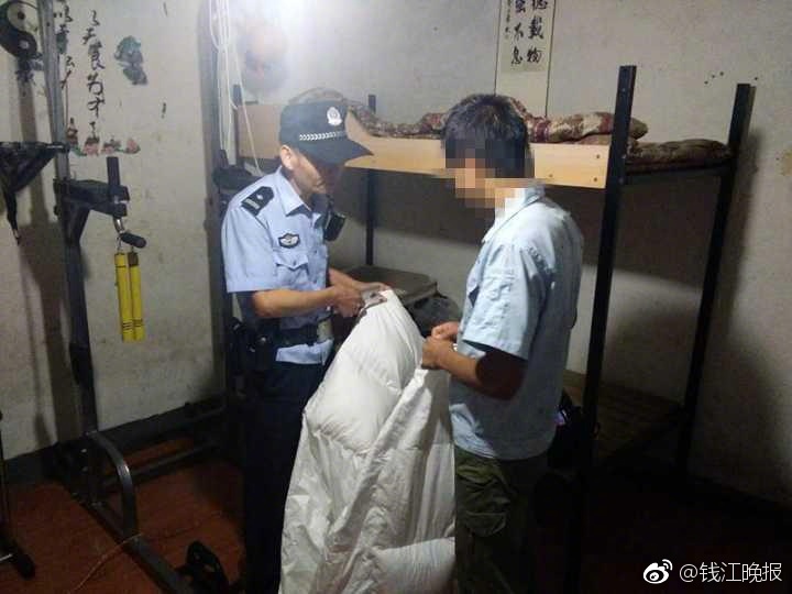 操胖逼操操逼操操逼操操逼操操逼
