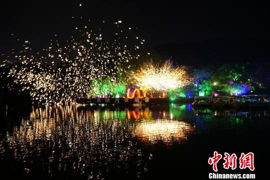 黄色网站国产毛片