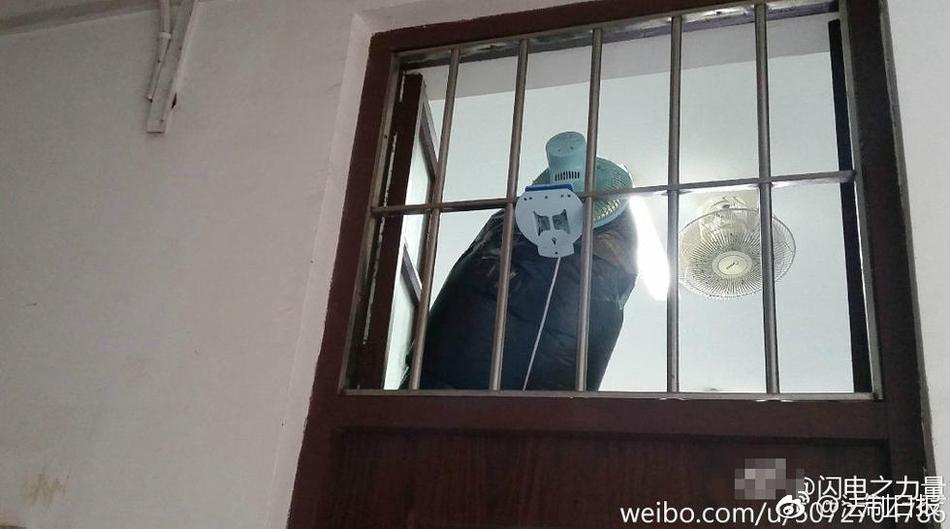 在线一区二区三区