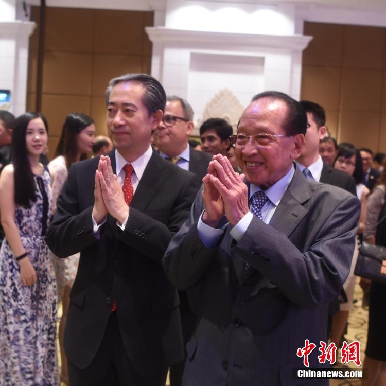 国产另类老女人性Bww