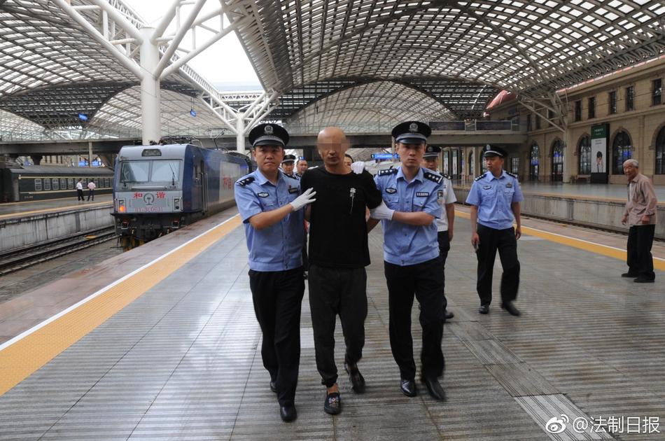 台湾无码三级片在线视频播放