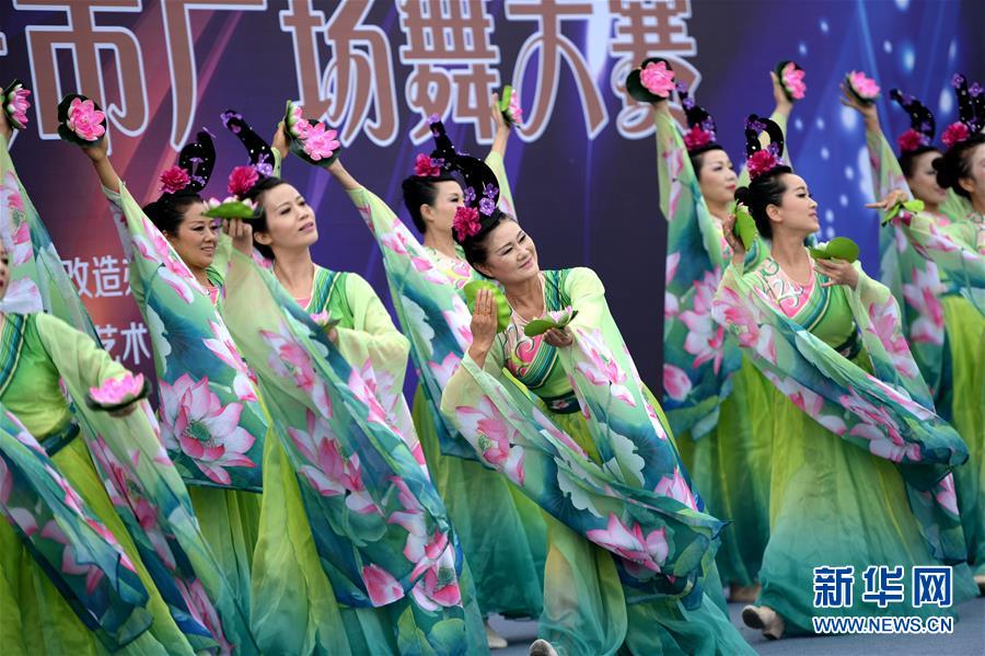 老师把我添高潮了A片潘金莲