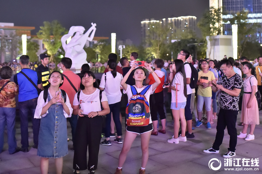 亚洲 色情 无码
