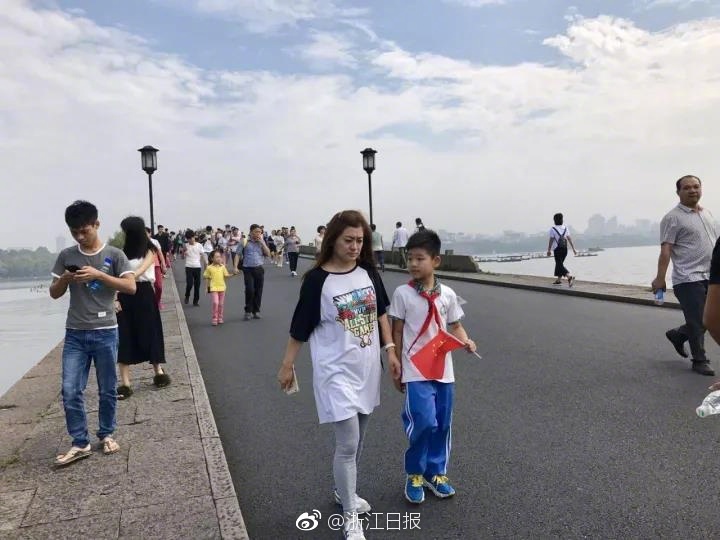 黄色十八禁小网站