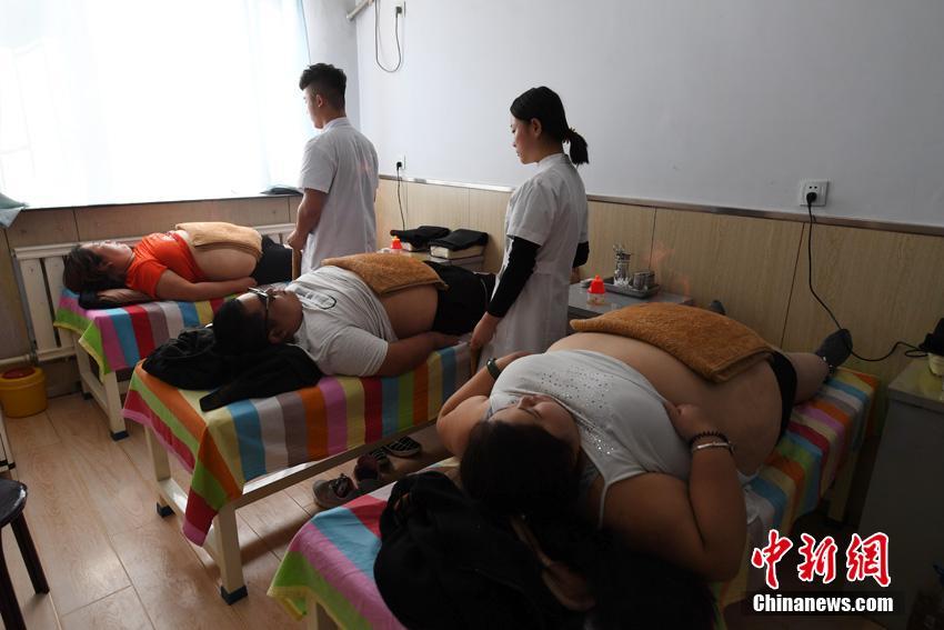 亚洲中国老太色情