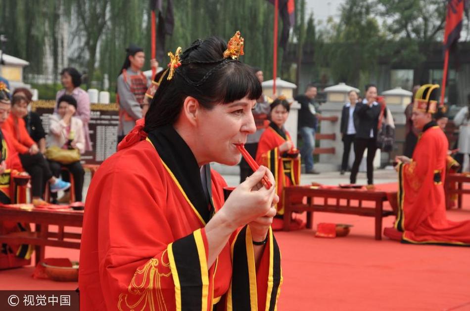 自拍无码一区