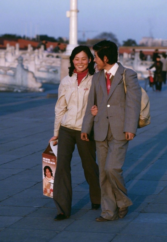 国产黄色录像操，老妇女。