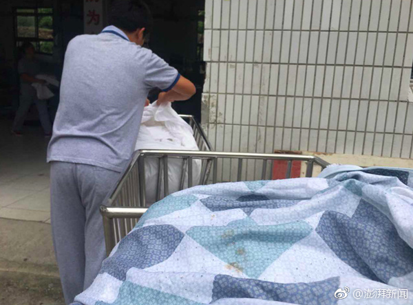 老妇伦丰满69ⅩⅩ