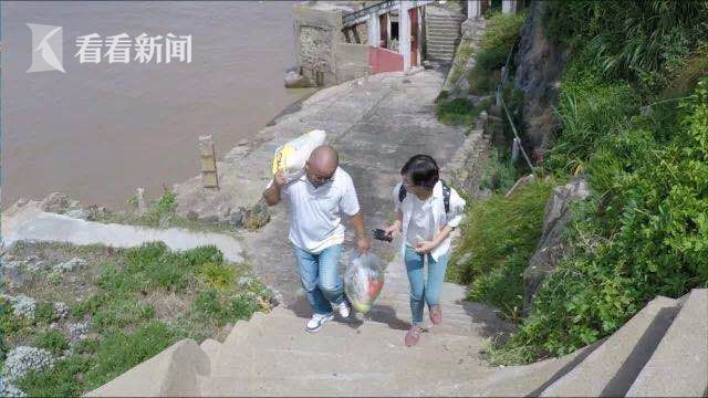 任凭玩弄的中老年妇女