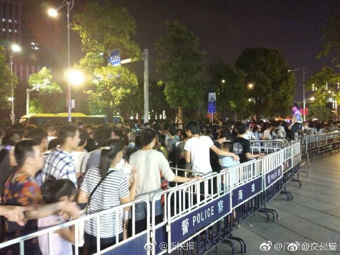 国精产品一二三区区污污aaal