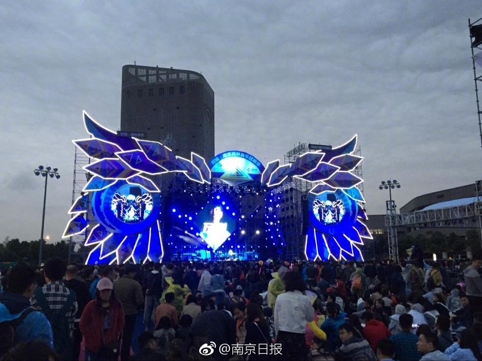 性Xxxxfree特大另类肥婆