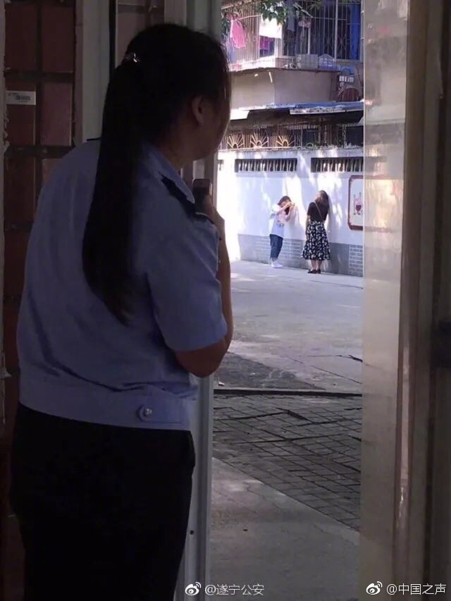 雅典娜缸体破裂视频