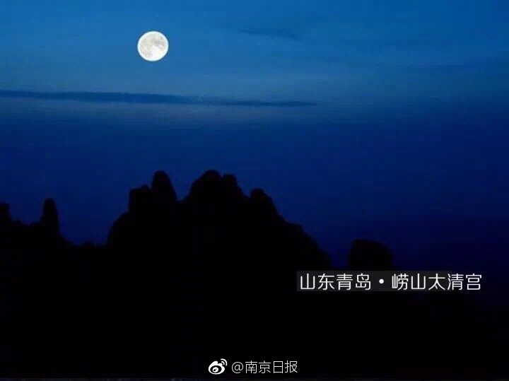 寡妇高潮一级毛片免费看