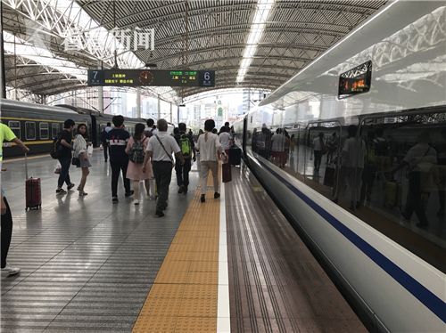 台灣大奶學生