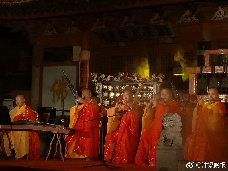 小樱让鸣人吃大雷怎么办
