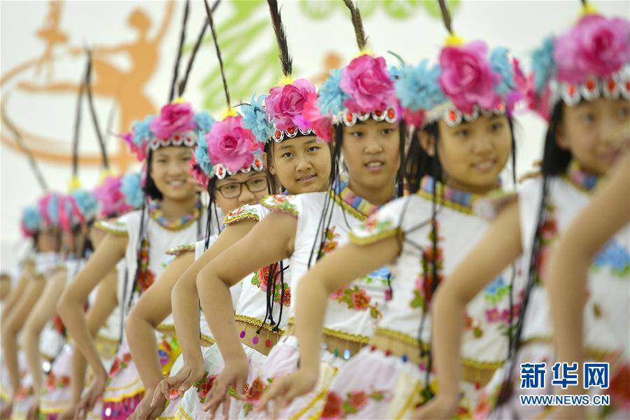 美女超碰