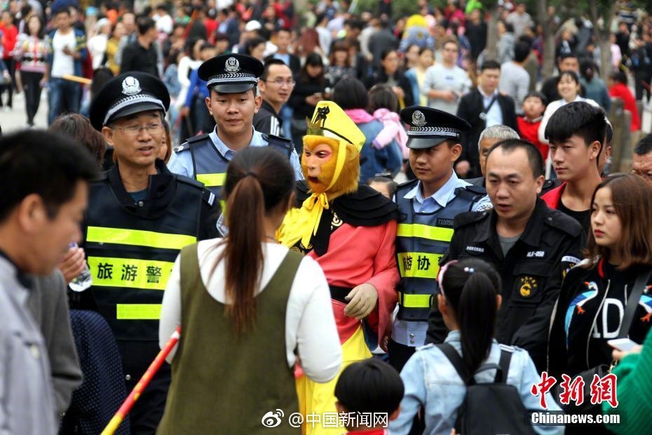成人 影院 免费 观看