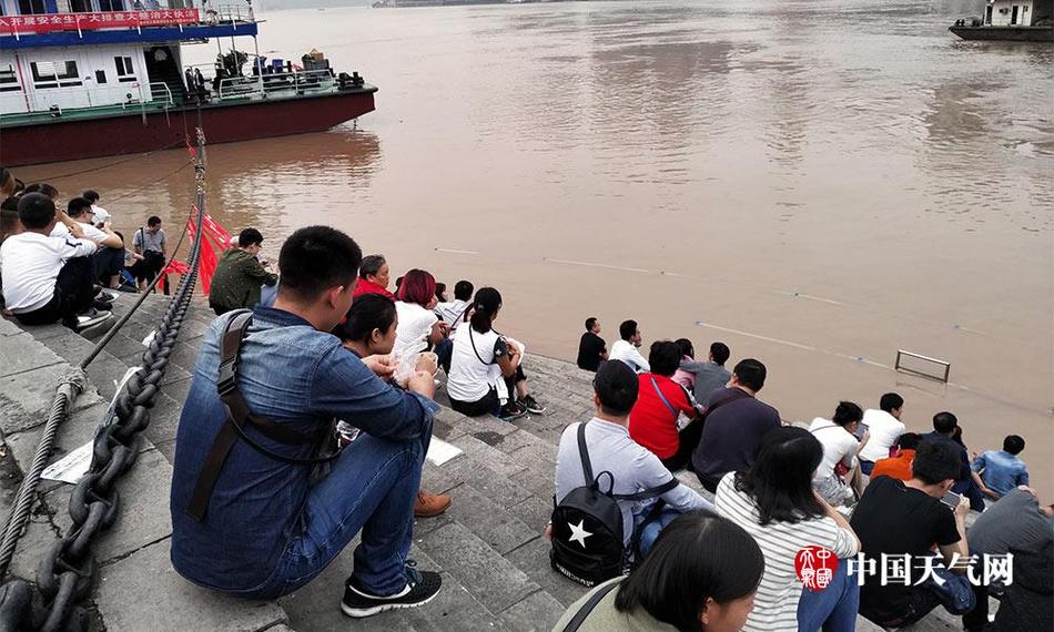 免费的成年A级毛片免费看