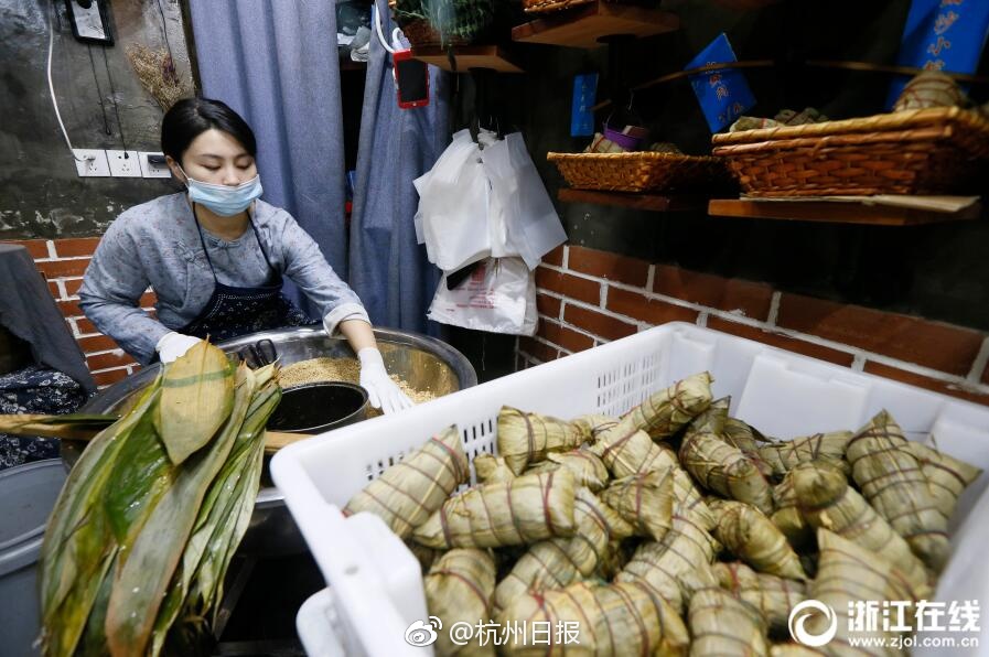 免费一看一级毛片