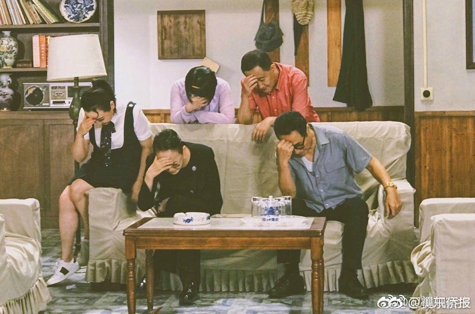 美女裸体舞在线播放