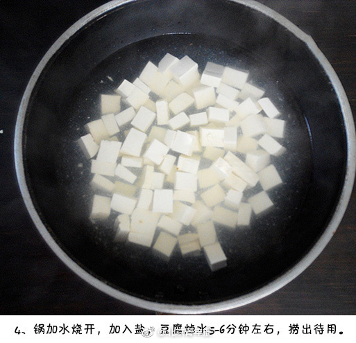 多人添荫蒂弄花蒂视频
